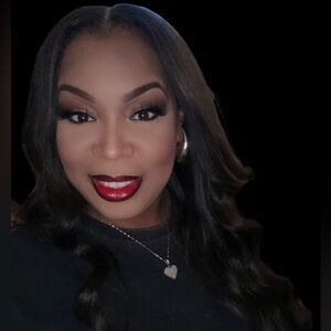 Meet your Posher, Tamika l